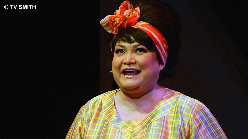 Adibah Noor as Khatijah Adibah Noor as Khatijah